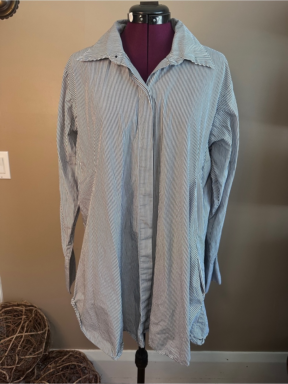 Planet by Lauren G Grey/White Pinstripe Shirt, Oversized, Pockets, Lagenlook